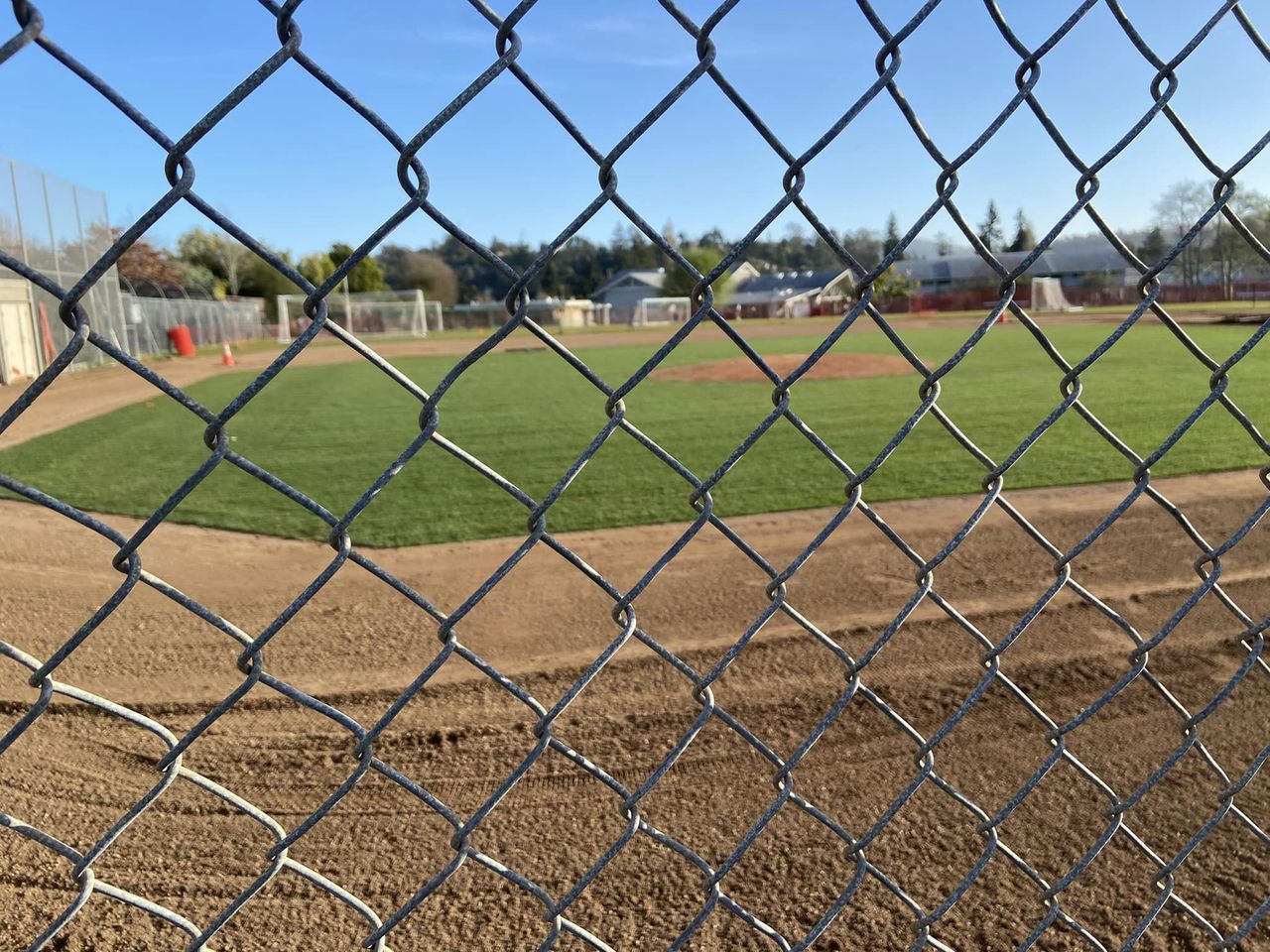 boylethroughthefence